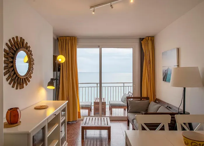 With Sea Views In Apartamento Platja d'Aro (Playa de Aro)